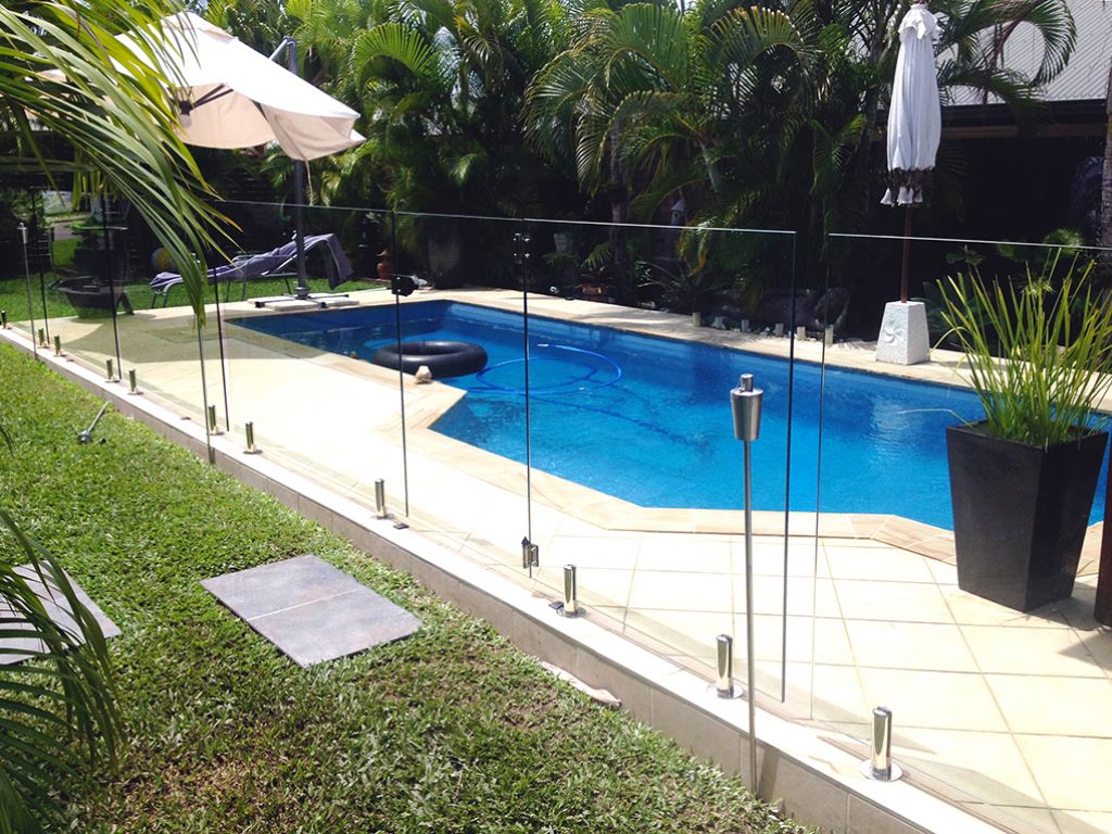 glass-pool-fencing-36