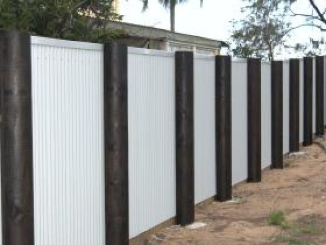 timber-fencing-17